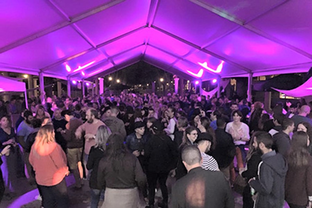 Montage Plancher pour Tente Silhouette, Château de Pennautier